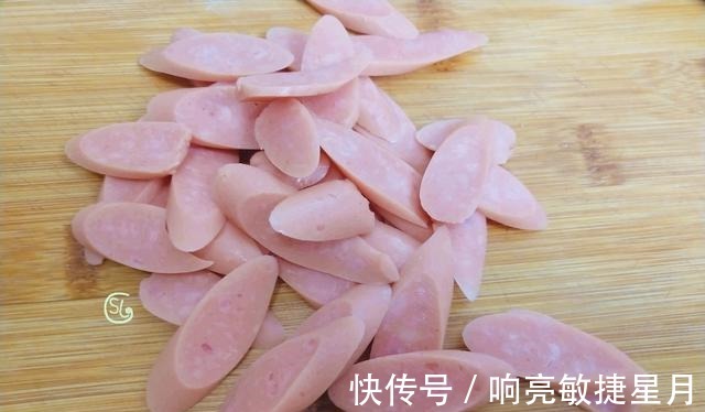 火腿土豆片|最近爱吃这道菜，简单一炒，好吃过瘾，超下饭，孩子很喜欢！