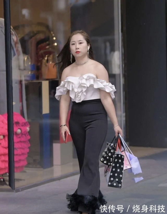 大象 穿牛仔裤也要有分寸,“大象腿”强行冒险,结果往往背道而驰!