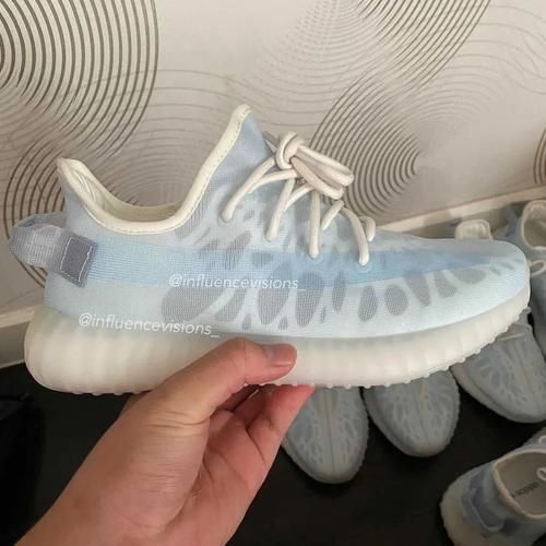 “全透” Yeezy 350 V2 曝四双新配色！发售日期都有了！