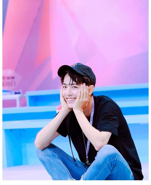 门票|肖战新代言非常豪气，直接为粉丝准备三重福利，还包括演出门票