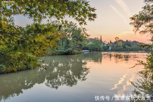 瘦西湖景区|最低调的江南美女，是扬州瘦西湖“船娘”，她们不仅仅会摇橹船