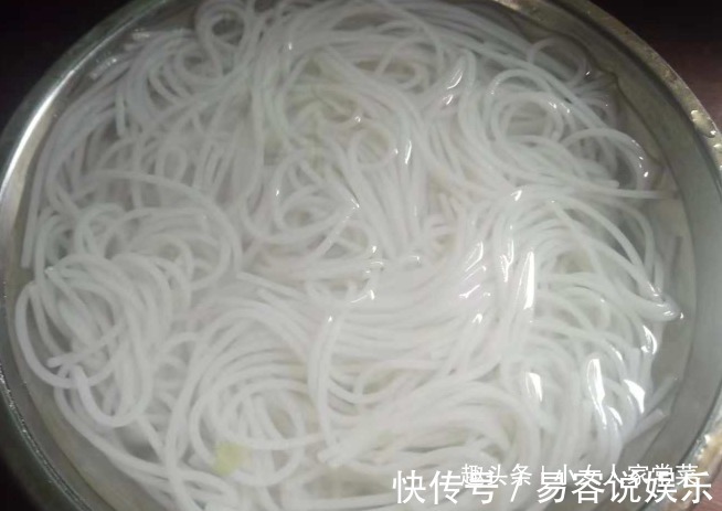 白菜和他才是绝配，冷天吃最合适，比人参还营养，孩子多吃身体