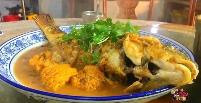 鲤鱼|红烧鲤鱼简单的家庭做法,学会这一招,鱼肉鲜香嫩滑无腥味