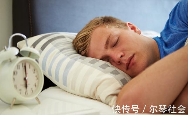 胡吃海|哪些人不易患癌符合五个特点的人,可能对癌症“免疫”