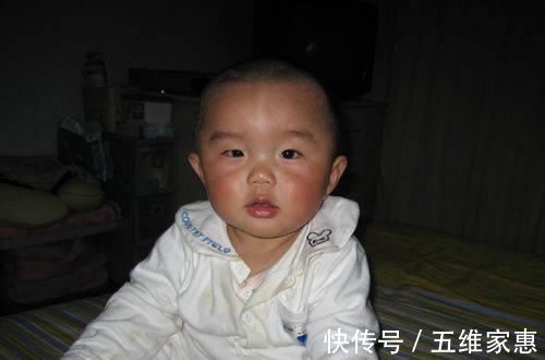 点名|儿科医生点名3种零食打死别给娃吃,积食又上火,家长别不当回事