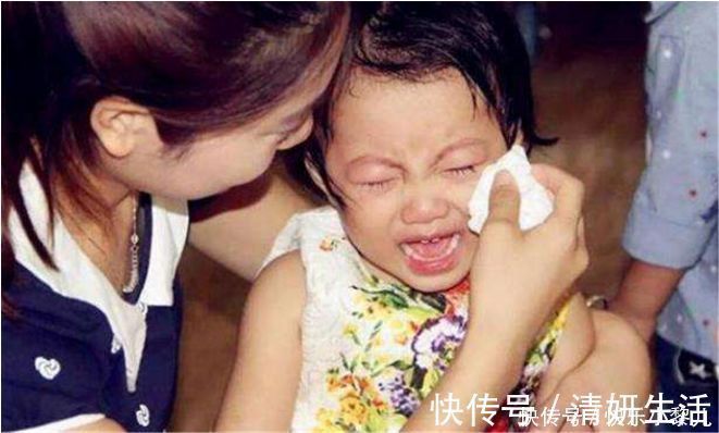 原生家庭|“软柿子”是被父母捏出来的,错误的带娃行为,容易让孩子挨欺负