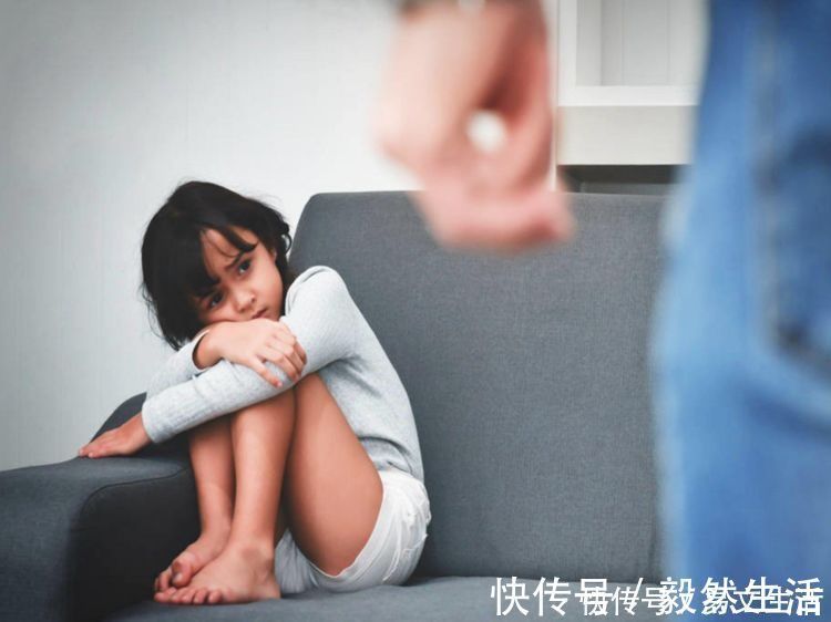 讨好型人格|孩子有这三种行为,可能是“讨好型人格”,越长大越自卑