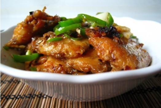 烧带鱼多放一勺这个神秘酱料,翻倍儿香,刚出锅就被瓜分,秒光!