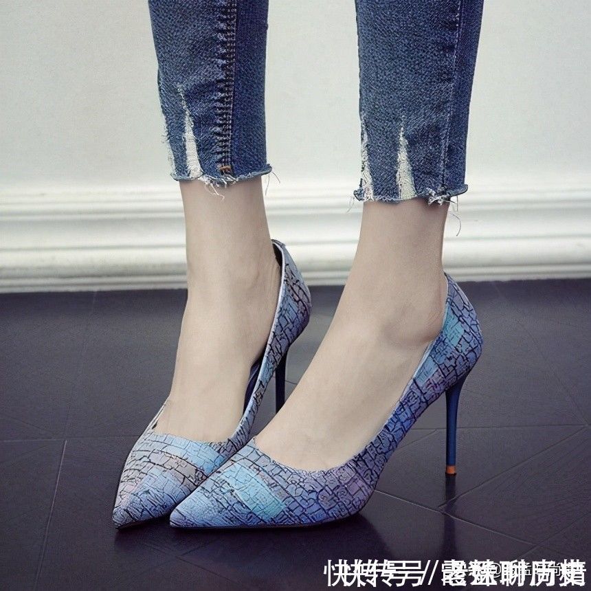 真皮高跟鞋|高雅性感的尖头真皮高跟鞋,与秋季一起奏响欢快的乐章