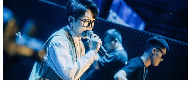 素人|《中國(guó)好聲音》改革，變身大神競(jìng)技場(chǎng)，素人選手寥寥無幾