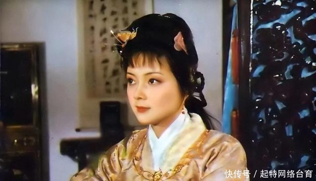 跟着|送礼是有学问的,跟着想《红楼梦》里薛宝钗学学怎么送礼