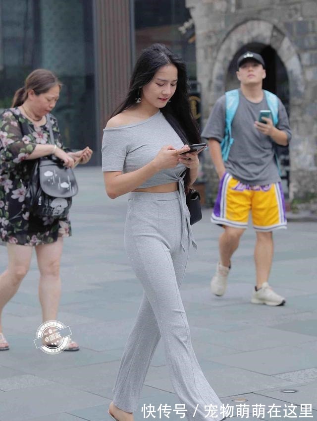 穿搭 时尚俏皮的瑜伽裤穿搭呈现时髦气息,简约不失大气,休闲百搭!