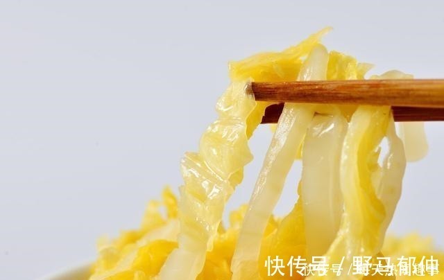 乳酸杆菌|不管腌什么酸菜,牢记这3点,酸菜不烂不发霉,而且又酸又脆又香
