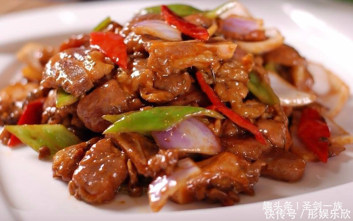 适合正在长身体的孩子吃的两个菜,促进脑部发育,帮助长个!