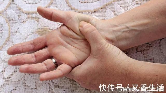 睡眠质量|45岁后,晚上睡觉若没有四种异常,可能该迎接长寿了,真替你高兴