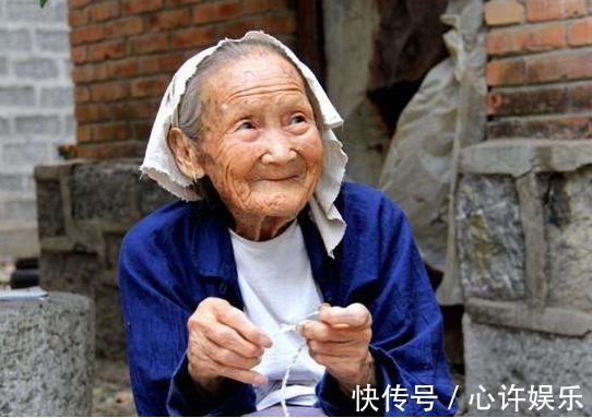 芹菜|大妈40岁患癌,活到106岁,原因是她每天坚持吃2种食物