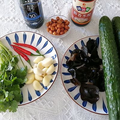 木耳|蒜蓉木耳拍黄瓜