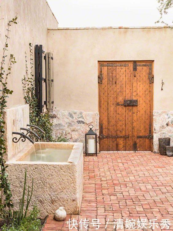 红砖|农村院子水泥地实在太丑了,我家用红砖斜着铺,越用越久还看不腻