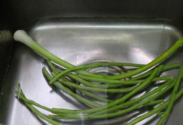 猪肉片|面条别只会煮了，用此方法做，面条劲道香软，我家一周要吃5次