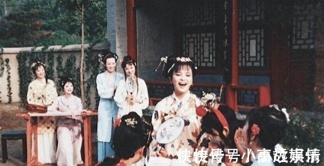 凤姐!唯一在贾府抄家中全身而退的人,却被称为《红楼梦》中最阴暗的人