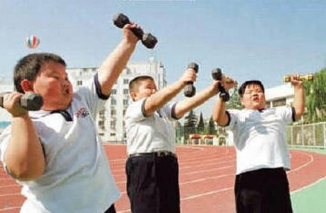 心脑血管|奶奶带9个月的小孙子,养到30来斤见人就炫耀,妈妈却愁眉不展