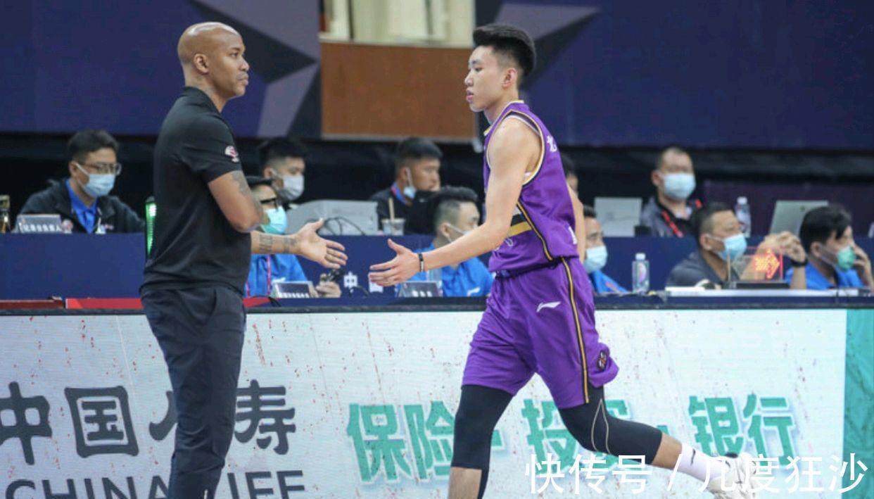 小姚明|CBA13日看点！小丁迎战朱松玮，2姜挑战易建联，小姚明遭遇网红队
