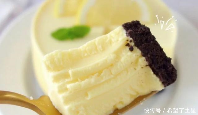 柠檬巴巴露亚,奶香十足又清爽,比冰淇淋还要好吃!