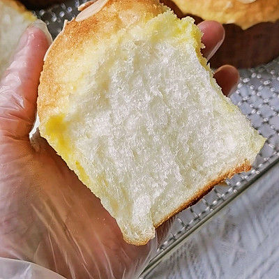 酸奶椰蓉绵绵包