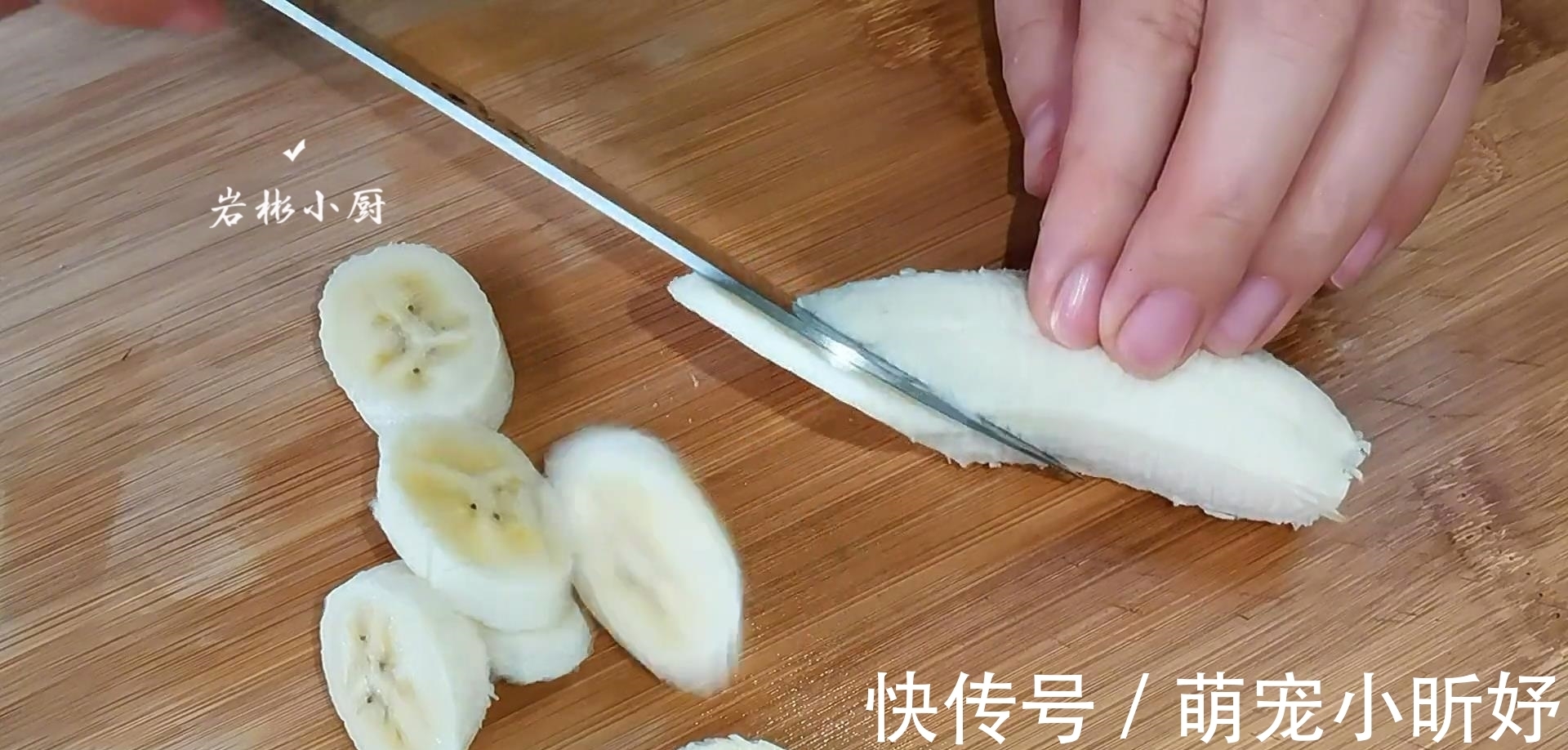 朋友介绍的减肚子的方法真神奇，一个月大肚腩不见了，效果太好了