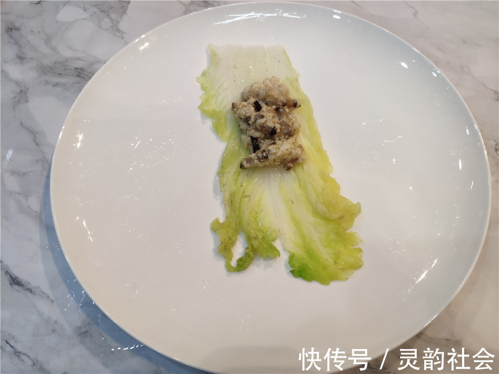 口感|美味可口的白菜豆腐卷,口感清爽,营养健康