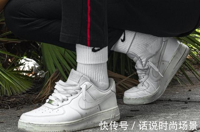 鞋款 盘点近几年里最受欢迎的19 款男士小白鞋!