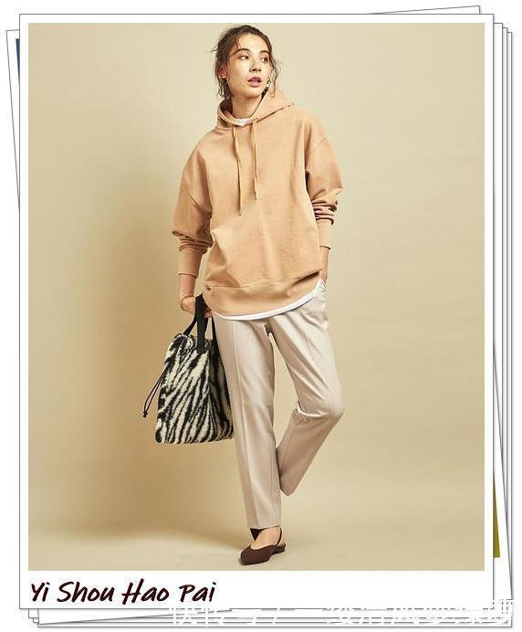 卫衣怎么搭配下装才合适15种增强女人味的轻熟穿搭案例