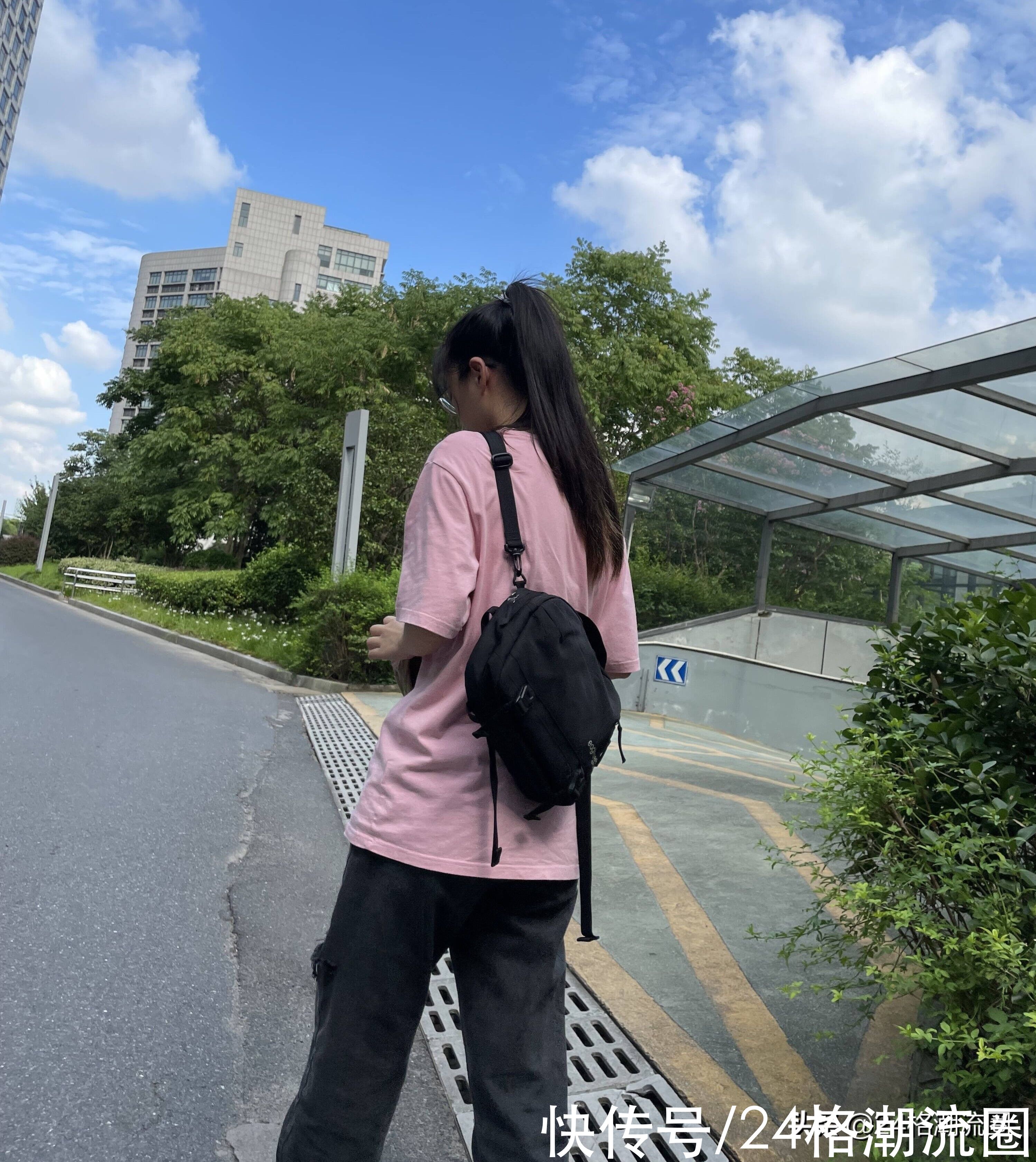 骑自行车|有了这款斜挎包！我就能成为街上亮眼的仔了