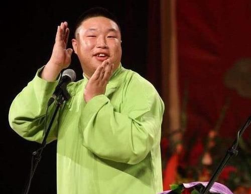 身材|男人健身和不健身,差距有多大?看看德云社烧饼就知道了