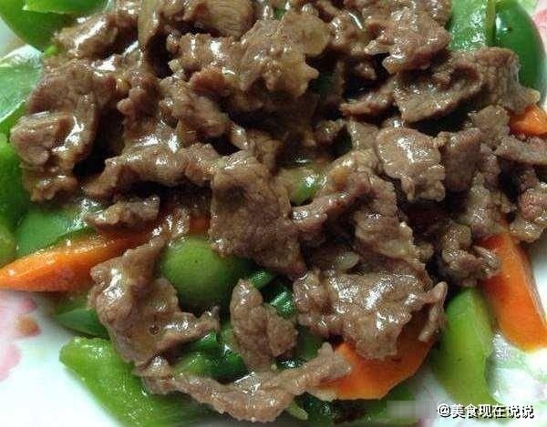 50年大厨：炒牛肉时，别只会加淀粉！多加一点它，牛肉香嫩还入味