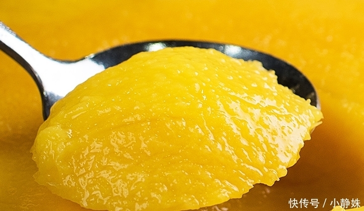 满满的|清新芒果皮薄,肉质细腻清甜多汁,一口下去满满的幸福感