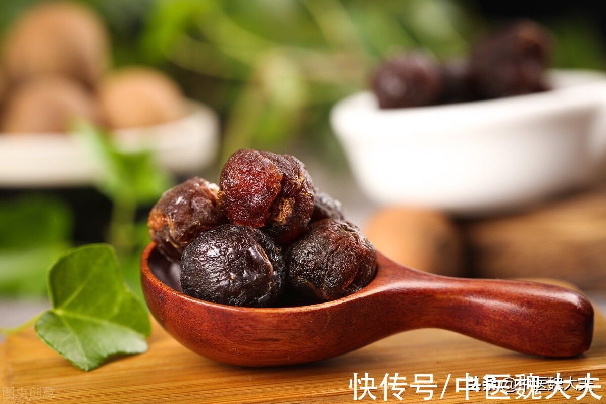 失眠者|长期失眠等于慢性自杀!医生建议:6种食物多吃点,帮你找回睡意