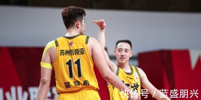球队|正式官宣!CBA顶薪球员离开球队,确定赛季报销,李楠能否赢球!