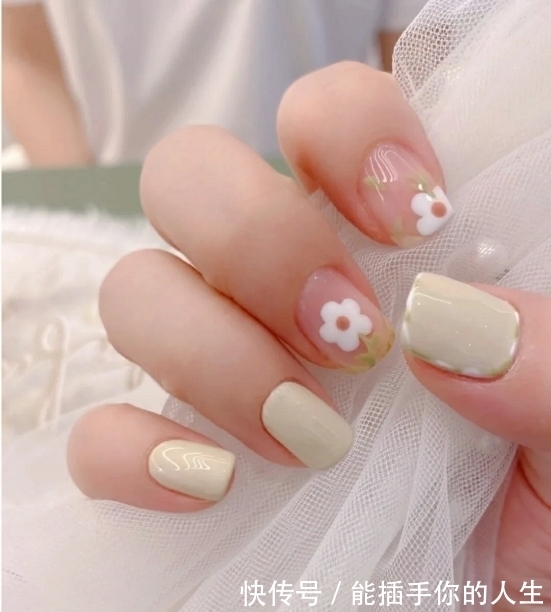 夏日|夏日里的小清新美甲,唯美百搭又时尚,款式多样可以自由选择
