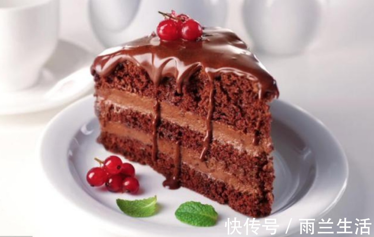 抗氧化剂|高血压患者,脸上出现3种表现,最好及时检查,脑出血要来了