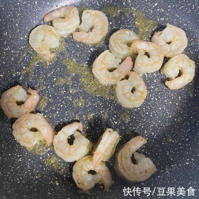 筷子|最让孩子停不下筷子的竟然是虾仁葱油拌面