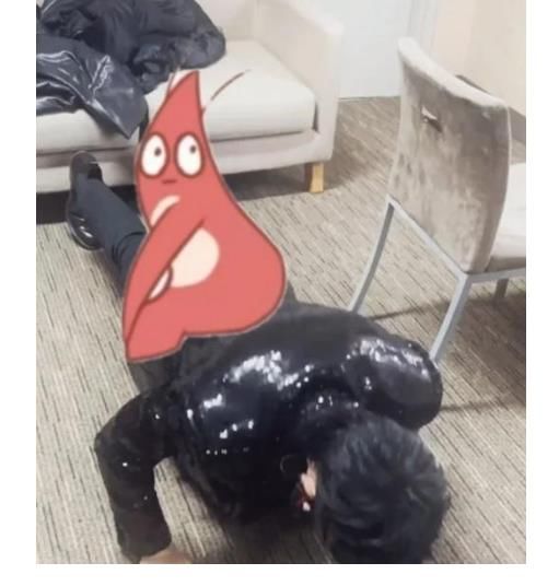 顧醫(yī)生|肖戰(zhàn)俯臥撐以一敵三，荷爾蒙爆棚，運動風(fēng)大片帥出了新高度