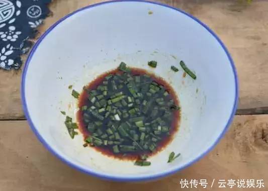 教大家一个味道鲜美的早餐面,只需5分钟,好吃到停不下来