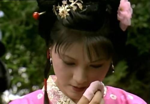 玛瑙|红楼梦:一个白玛瑙碟子的背后,藏着袭人的另一张脸