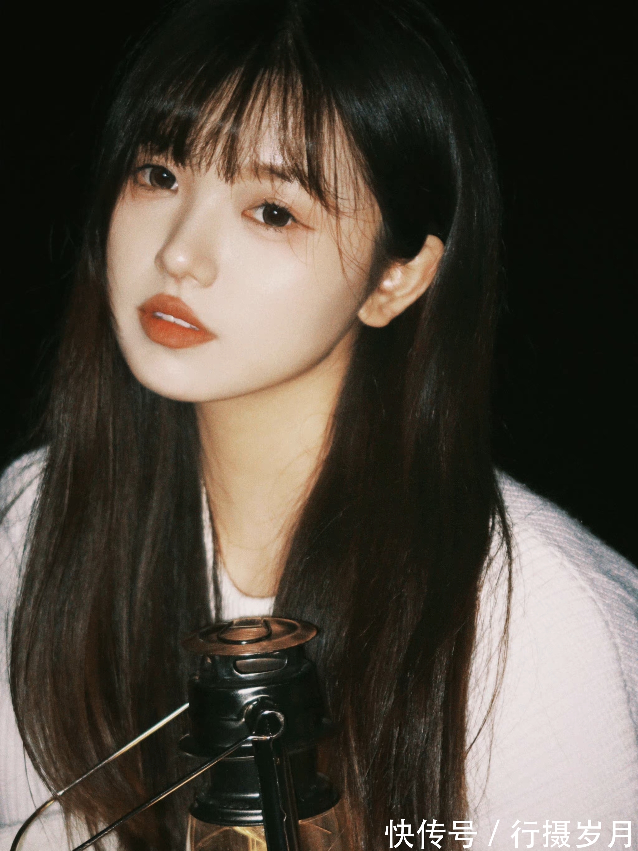 漠野$在夜的温柔中,点燃一盏桔灯