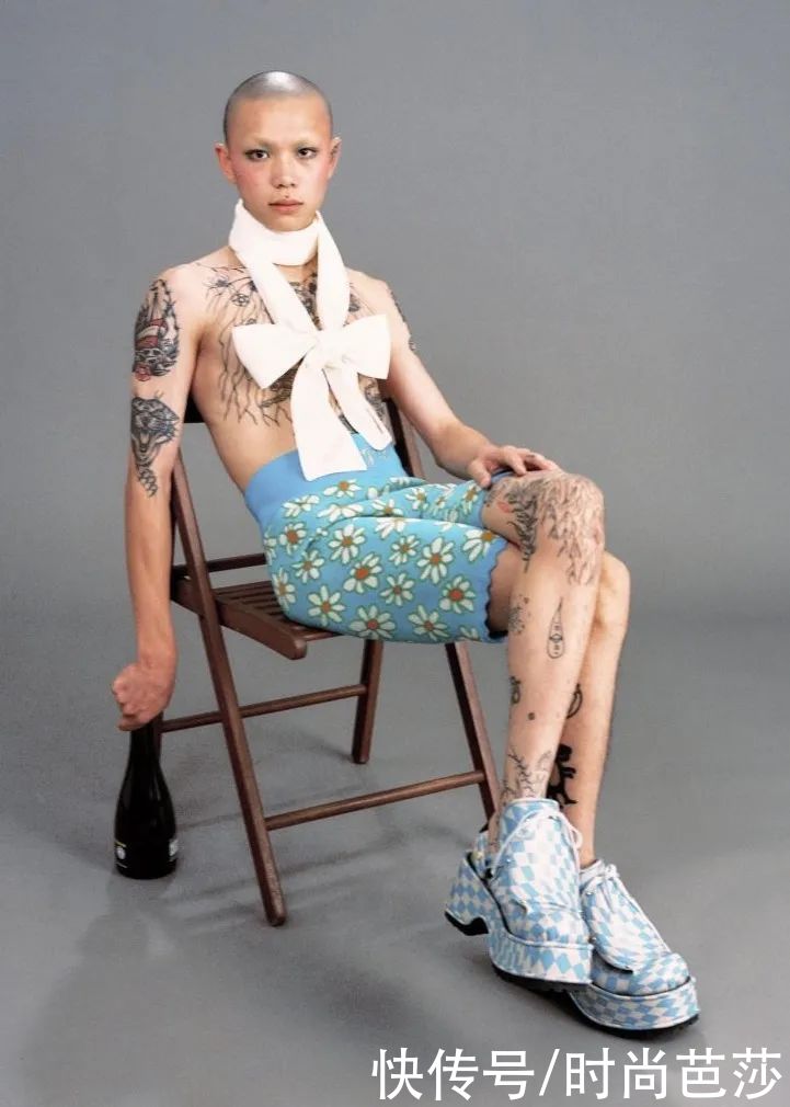  围巾|会挑围巾的女孩，衣Q不会太低，比如Jennie