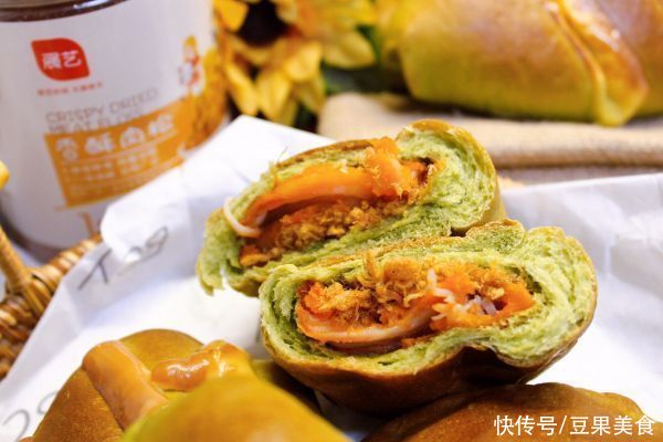鸡排|#夏日开胃餐#抹茶鸡排肉松面包