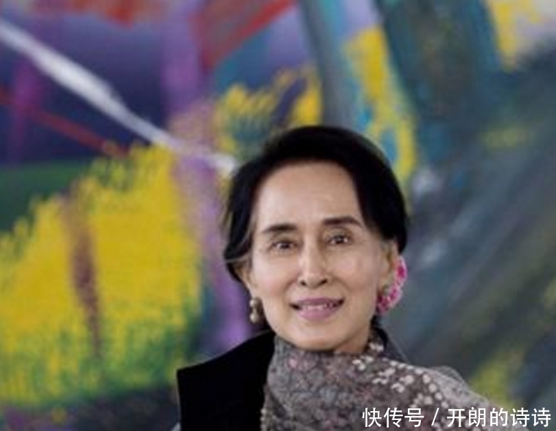 超越|昂山素季: 她为何无法竞选总统? 不是总统, 权力却超越总统