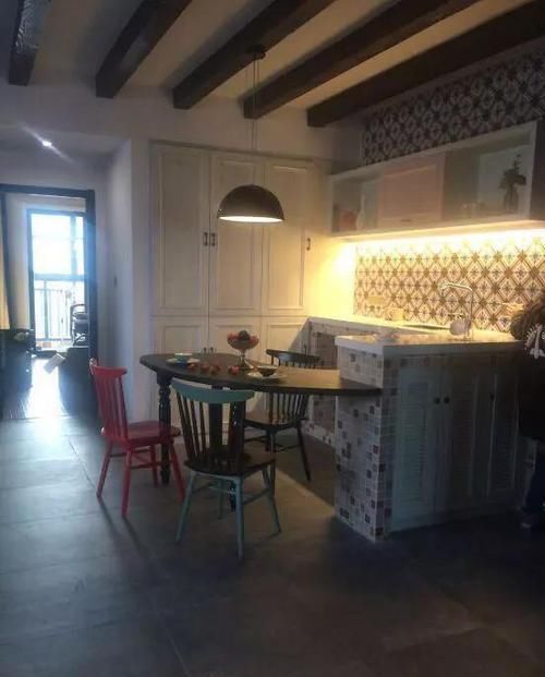 齐家青清|越来越多人喜欢在吊柜下面挖个洞,开始不理解,没想到这么好用