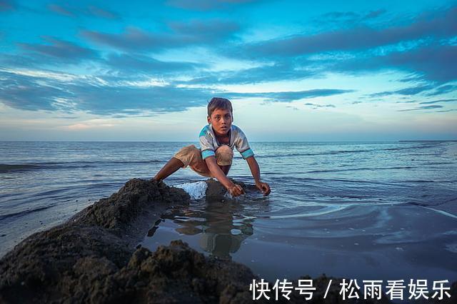 心理健康|妈妈,不买了,给弟弟买,别打了!妈妈失控,女儿痛哭